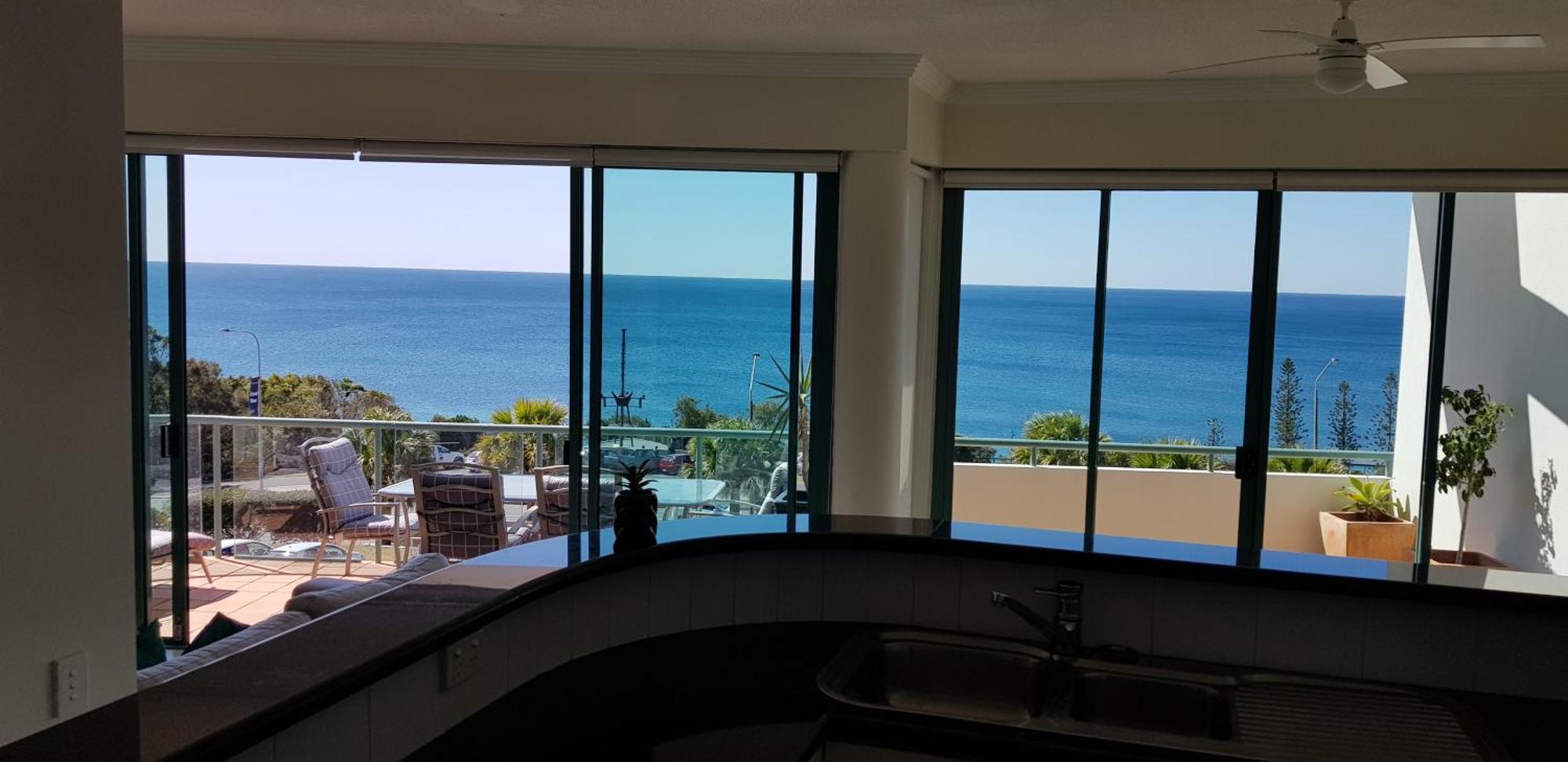 Alexandra On The Pacific Aparthotel Mooloolaba Exterior photo